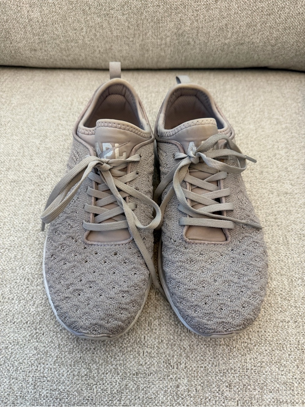 APL Techloom Sneakers in Light Grey Size 8 Very good used condition light wear
